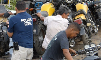Santo Estevão: Polícia estoura desmanche de moto