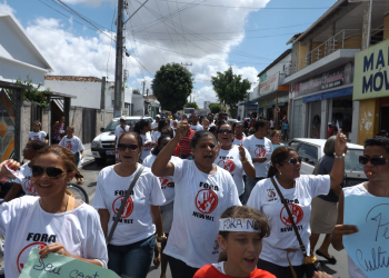 Movimento de Mulheres de Serrinha protesta contra show da banda New Hit