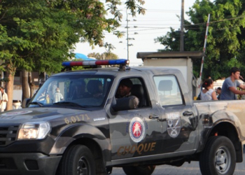 Feira de Santana: carro da PM capota durante operação de combate a assalto a banco