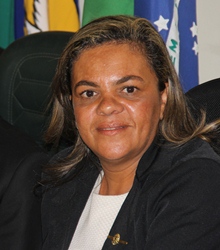 São Domingos – Depois de disputar sete eleições, Nafitel é empossado prefeito.Vice-prefeito e nove vereadores também tomaram posse