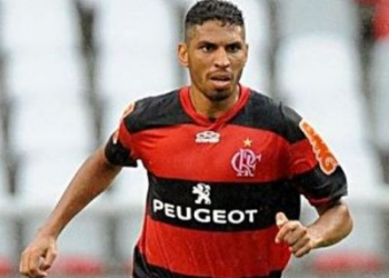 Wallace estreia jogando pelo Flamengo que vence o Nova Iguaçu pelo Campeonato Carioca