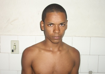 Policiias da 4ª Cia/Coité prendem “Lobisomem” depois de atirar em dono de bar