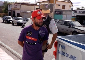 Caldas do Jorro – Mulher interrompe sexo e tem corpo queimado por parceiro revoltado