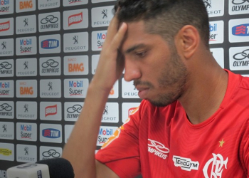 Wallace desvenda clima que ronda o Flamengo e fica ansioso por estreia em clássico