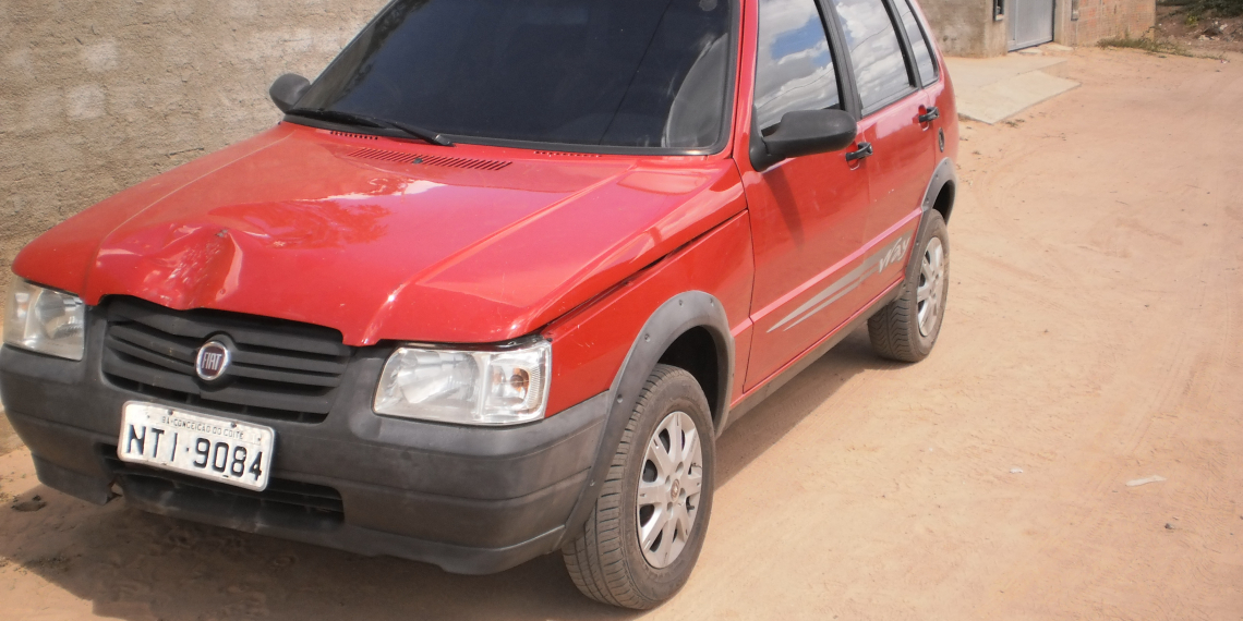 Coité – Carro tomado de assalto de PM é abandonado no Povoado de Goiabeira