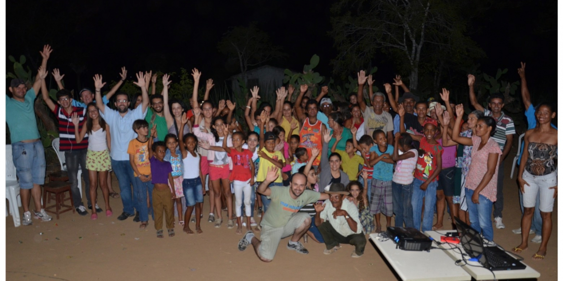 Projeto ‘Cine Social’ proporciona momento de lazer às crianças de Sertãozinho