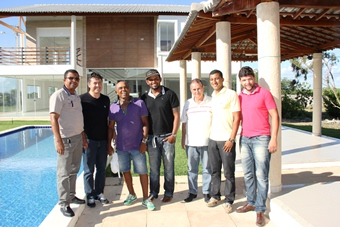 Comitiva coiteense liderada por Alex Lopes visita chácara de Daniel Alves e conhece ambiente construído para receber Leonel Messi
