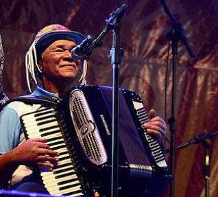 Internado em São Paulo, coma do sanfoneiro Dominguinhos é irreversível