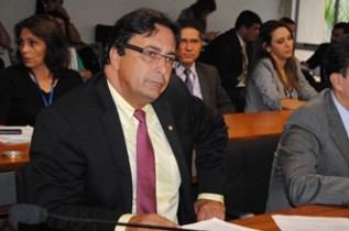 Edson Pimenta relator do projeto. Multa pode ser de R$ 100.