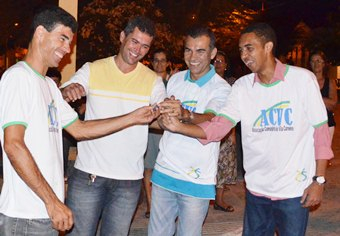 Assis entrega patrulha agrícola e anuncia implantação de supermercado com a geração de 180 empregos