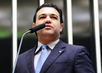 Presidente da Câmara diz que decisão sobre pastor na Comissão de Direitos Humanos sai até terça, 26