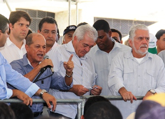 Estrada solicitada pelo deputado Joseildo Ramos é inaugurada pelo governador Jaques Wagner