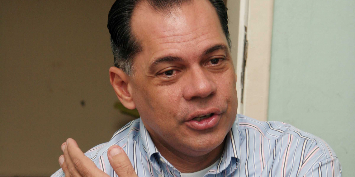 João Henrique, ex-prefeito de Salvador, sofre acidente de carro e é hospitalizado