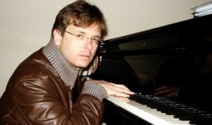 Pianista italiano realizará concerto em Coité com a orquestra Santo Antônio