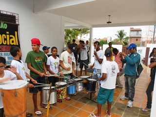 CAPS de Coité recebe Batuque Social