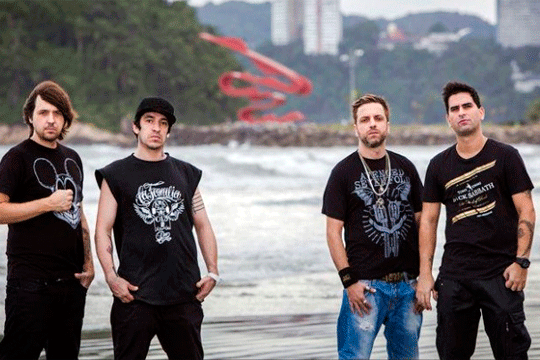 Charlie Brown Jr. anuncia formação de nova banda