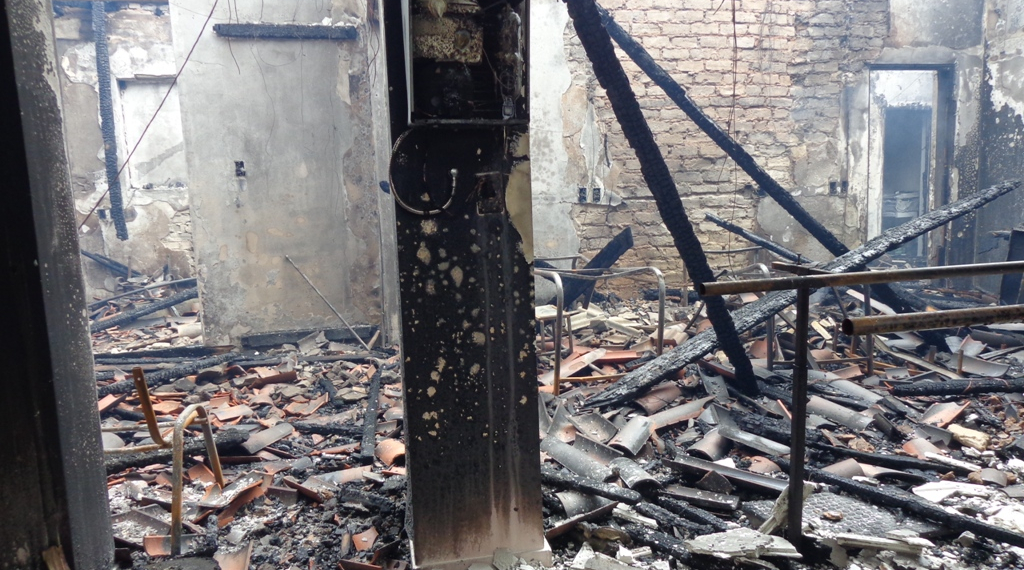 Feira de Santana – incêndio destrói clínica de fisioterapia no centro da cidade