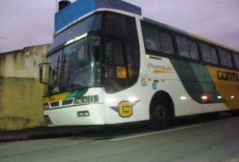 Ônibus que seguia de Euclides da Cunha para Salvador é assaltado em Feira de Santana