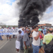 Serrinha – agricultores interditam BR 116 em protesto