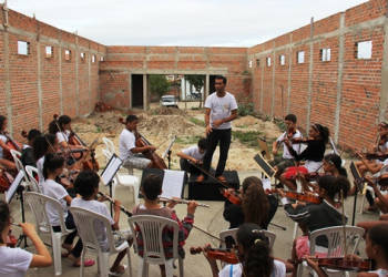 Prefeitura de Coité firma convênio com Orquestra Santo Antônio no valor de R$ 7 mil mensais