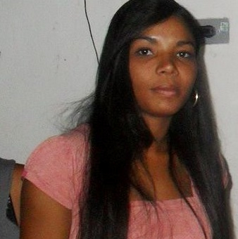 Família procura jovem desaparecida