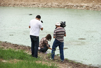Coité – MP pede interdição imediata do Açude de Itarandi.Duas equipes de TV gravam novo capítulo