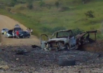 Caminhão carregado de fogos explode. Motorista morre