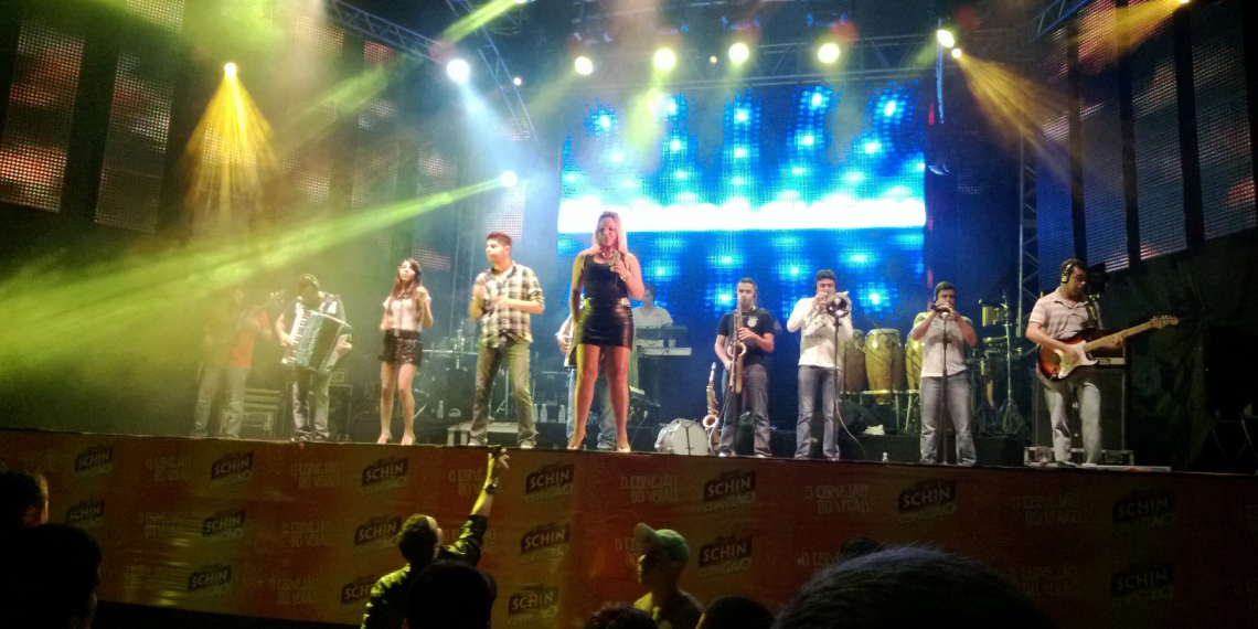 Grande público marca presença no Forró das Antigas