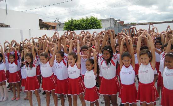 ESCOLINHA CHAPEUZINHO VERMELHO 2