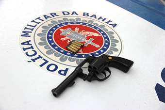 Polícia Militar tira mais uma arma de fogo de circulação