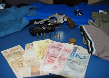 Pombalense acusado de assaltar loja em Quijingue é preso na zona rural de Tucano