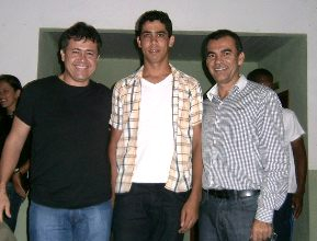 Assis fala sobre administração e apresenta novo gestor do Distrito de Aroeira