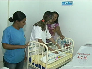 Recém-nascida é encontrada em sacola em praça de Conceição do Jacuípe