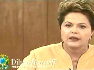 Após manifestações, Dilma promete discutir pacto para melhorar serviços públicos