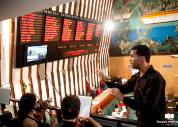 Orquestra Santo Antônio faz apresentação na ALBA em homenagem aos 40 anos da CESE