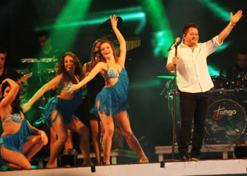 Show de Leonardo atrai cerca de 40 mil pessoas a Riachão do Jacuípe