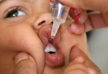 Coité – Sec.de Saúde inicia campanha de vacinação contra paralisia infantil