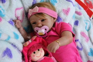 Lara está quase indo para casa da mãe adotiva