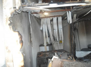 Bandidos explodem caixa eletrônico do Bradesco