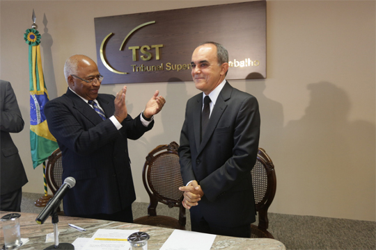 Desembargador baiano toma posse como novo ministro do TST