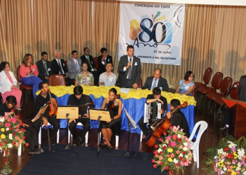 Em Sessão Solene de entrega de medalhas de Honra ao Mérito em Coité apenas um vereador de oposição compareceu