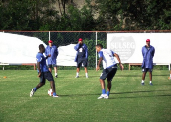 Bahia poupa titulares em partida contra o Portuguesa