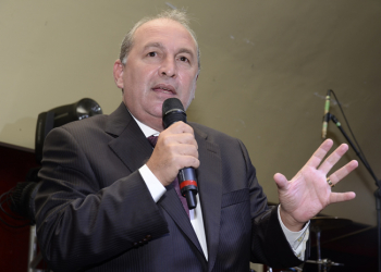 Diretor da Telexfree diz que Deus está na frente da empresa.