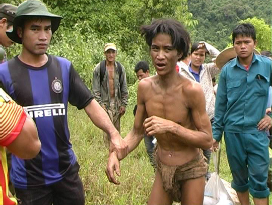 Pai e filho desaparecidos há 40 anos são encontrados em floresta