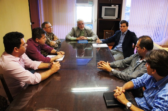 Depois de encontro com Jorge Solla, prefeito define o dia 7 de setembro para reabertura do hospital