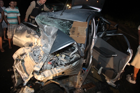 Colisão envolvendo três veículos mata Mister Bahia e deixa outras seis pessoas feridas próximo a Riachão do Jacuípe