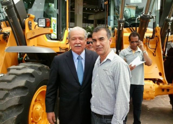 Prefeitura de Coité recebe pá-carregadeira do Governo Federal