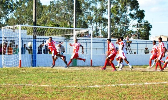 Esporte movimenta Valente no Final de Semana