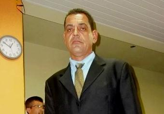 Nordestina: vereador entra na Prefeitura com facão na mão e diz a funcionário que só sairia com o “problema resolvido”