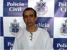 Senhor do Bonfim: Operação da Polícia Civil prende pai que abusava da filha e professor que aliciava menores